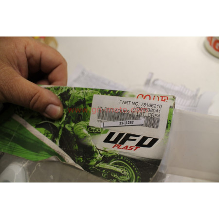 plaques latérales Honda CRF250 /450 R UFO HO04638041