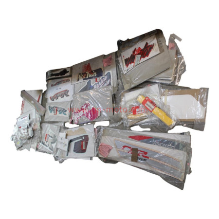 8 kilos de stickers origine Honda (environ 150 pcs)