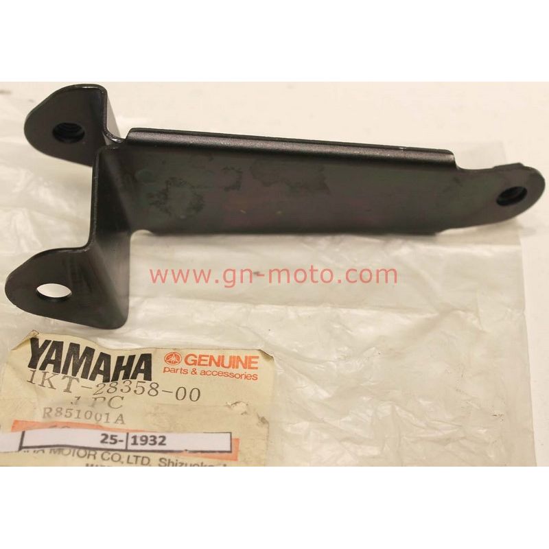 support flanc gauche 250 TZR Yamaha 1kt-28358-00